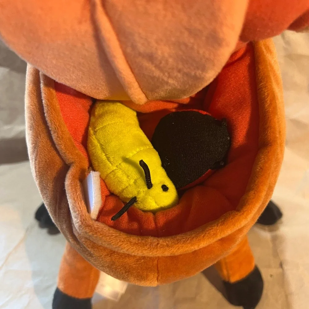 Disney Large Pumbaa Plush Brown Lion King Warthog Tethered Bugs Hakuna Matata